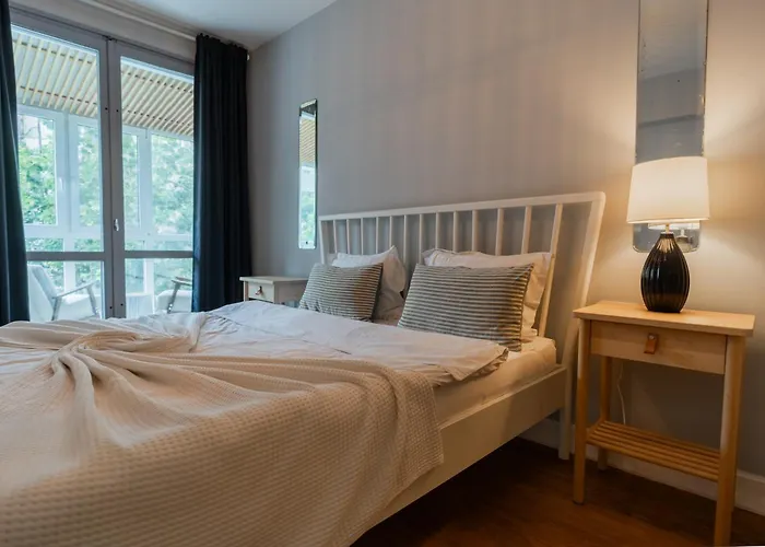 Boutique Luxury - Alhambra